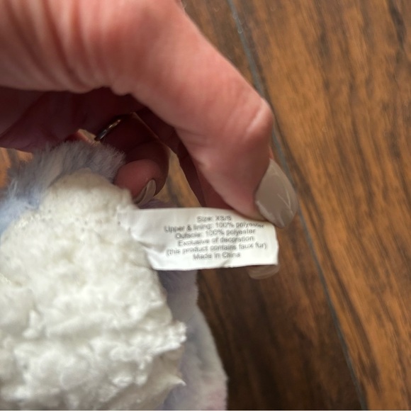 Unicorn Slippers - Picture 6 of 6